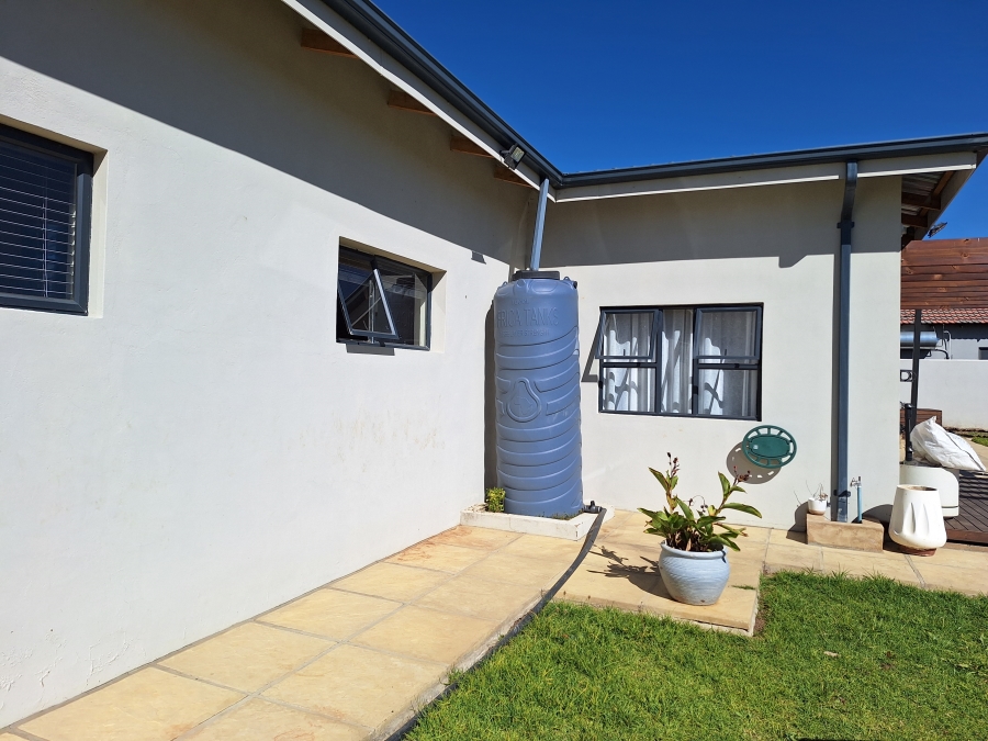4 Bedroom Property for Sale in Memel Free State